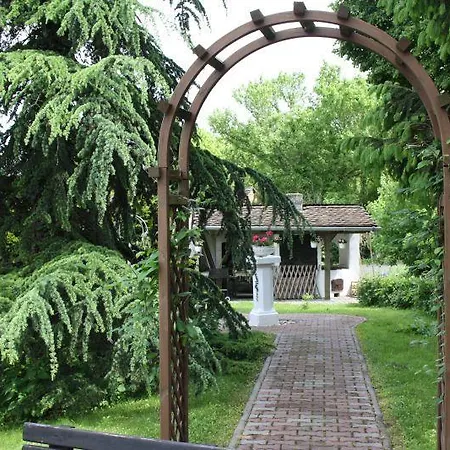 Pensjonat Kastelyfogado Sitke