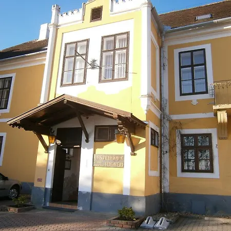 Pensjonat Kastelyfogado